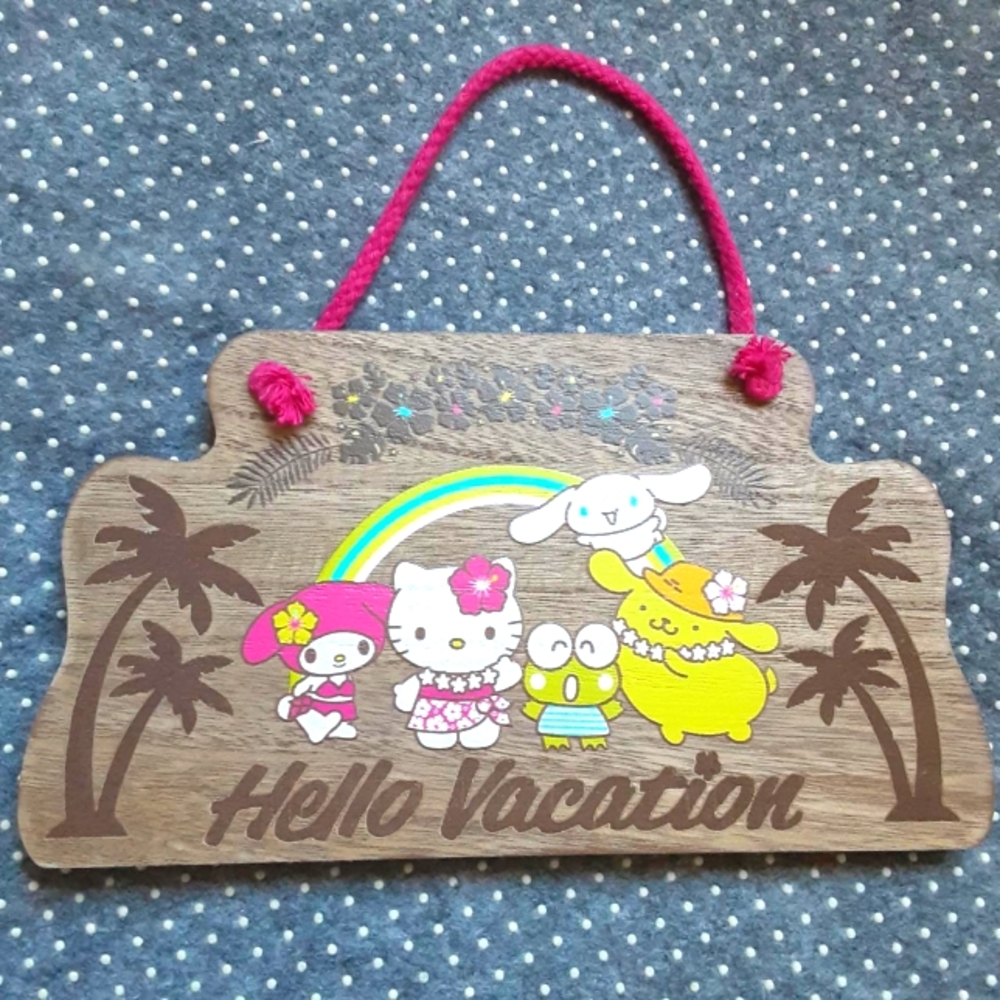 Sanrio hello vacation wooden sign